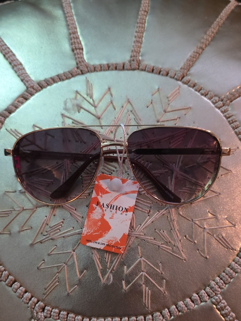 Aviator Sunglasses - Gold Frame with Dark Gray Lenses